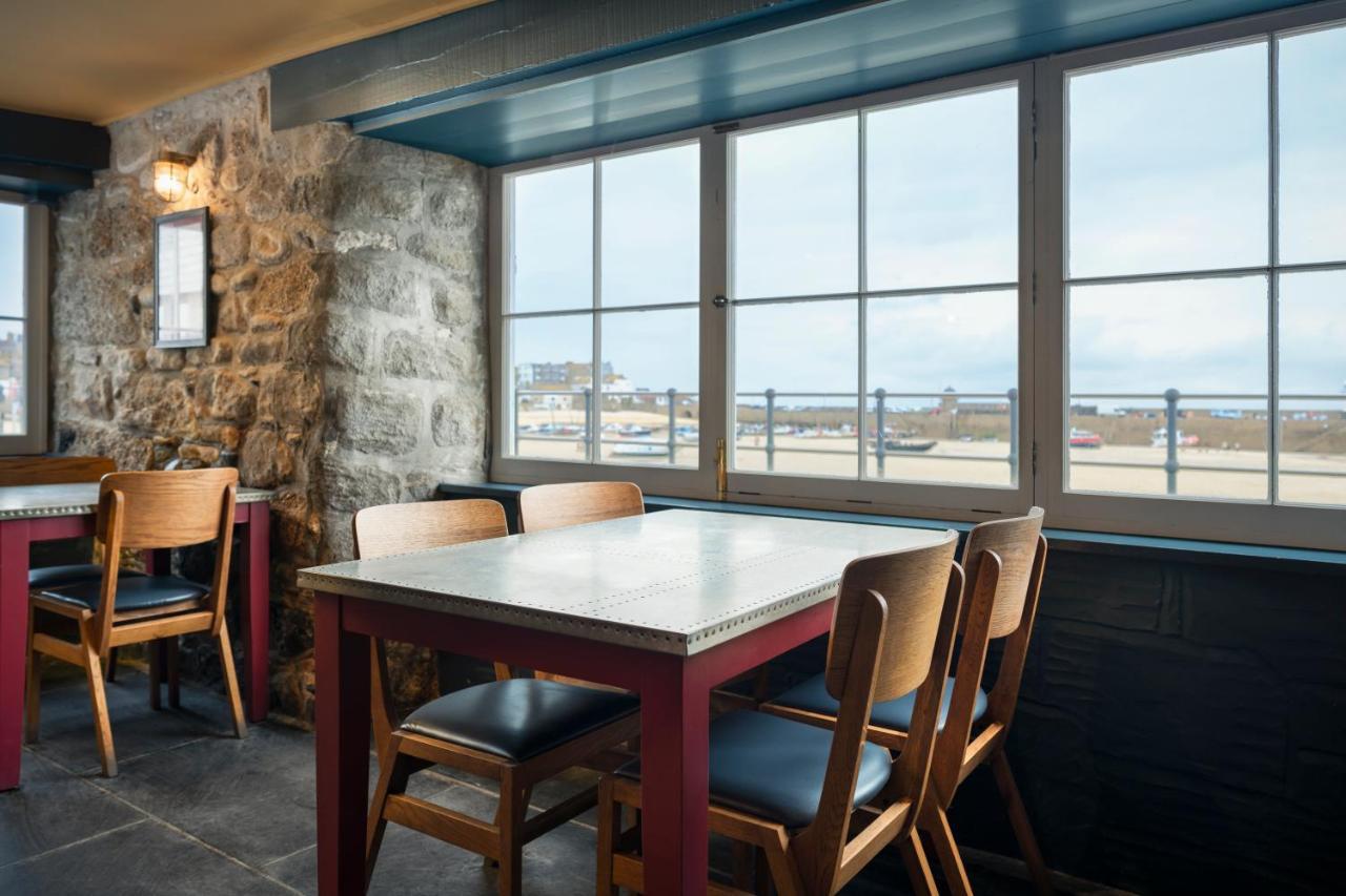 St Ives Lifeboat Inn מראה חיצוני תמונה